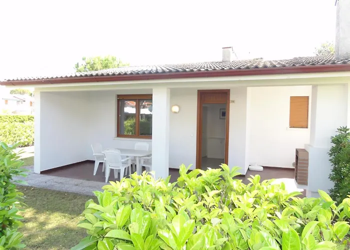 Villaggio Azzurro - ביביונה