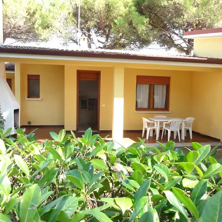 Semesterbostad Villaggio Azzurro -